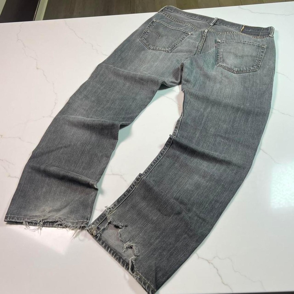 Levi's 501 Jeans Mens Gray Distressed Straight Leg Button Fly 36x32 (Fits 36x30)
